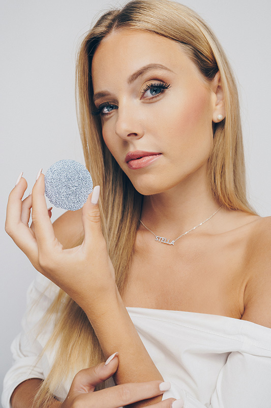 osmium institut slovenija investicija osmij plemenita kovina disk v roki nakit